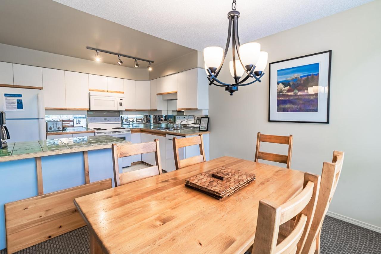 Snowbird Townhouses By Elevate Vacations Whistler Ngoại thất bức ảnh