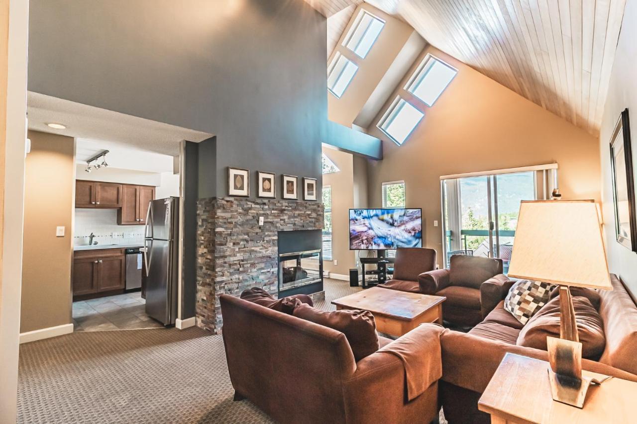 Snowbird Townhouses By Elevate Vacations Whistler Ngoại thất bức ảnh