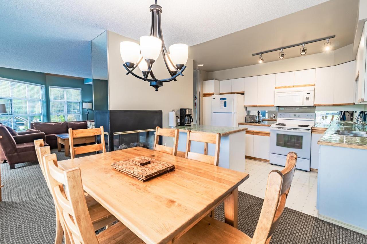 Snowbird Townhouses By Elevate Vacations Whistler Ngoại thất bức ảnh